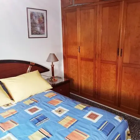 펜션 A Beautiful House 300 Metres Away From The Beach